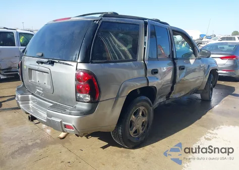 2006 Chevrolet Trailblazer Ls из США, поврежденный, VIN 1GNDS13SX62246718